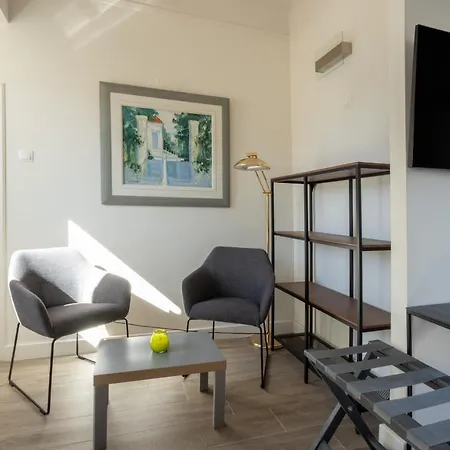 Ferienwohnung Downtown Cocoon With Roof Deck Athen Exterior foto
